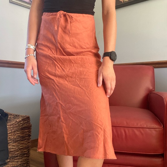 Madewell Dresses & Skirts - Orange Madewell Mid length skirt